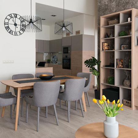 Paulay Deluxe Suites By Corall Budapest Bagian luar foto